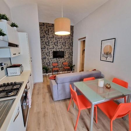 Apartmán Casa Din Din Turín Exteriér fotografie
